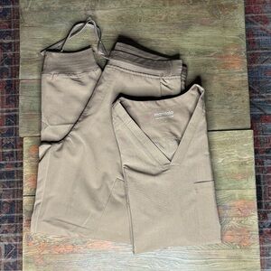 Mandala Men's Brown Scrub Set